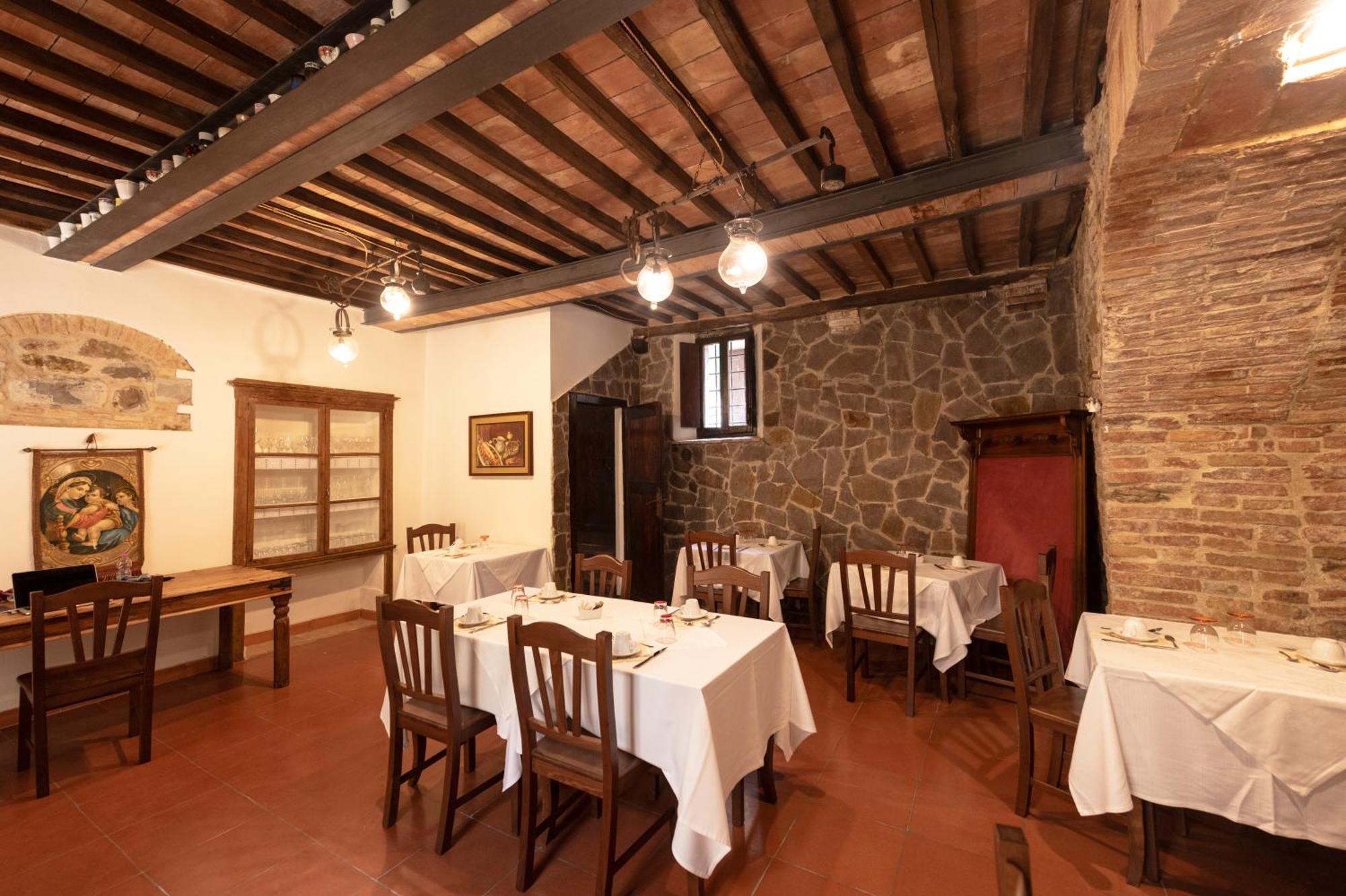 Il Palazzo Del Cardinale Bed & Breakfast มอนตาลชิโน ภายนอก รูปภาพ