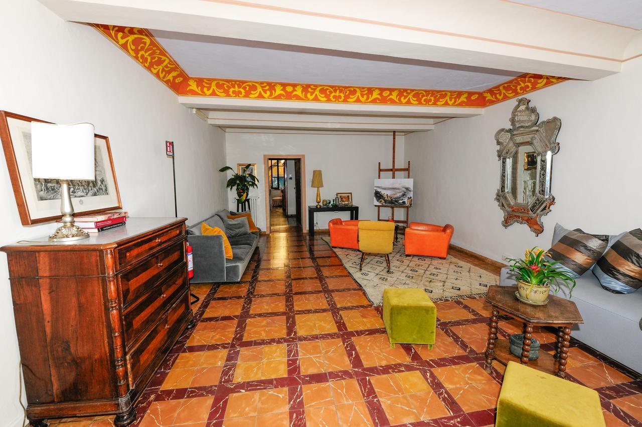 Il Palazzo Del Cardinale Bed & Breakfast มอนตาลชิโน ภายนอก รูปภาพ