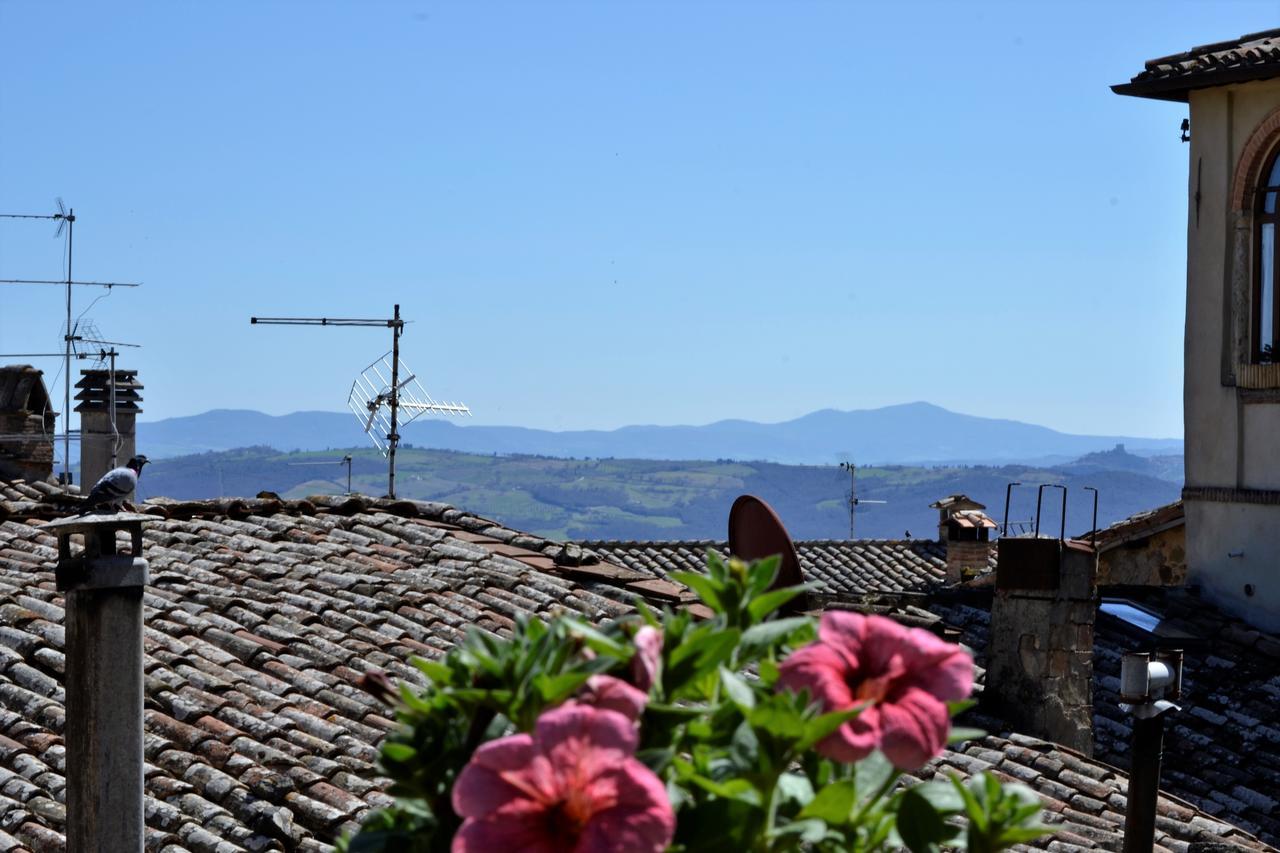 Il Palazzo Del Cardinale Bed & Breakfast มอนตาลชิโน ภายนอก รูปภาพ