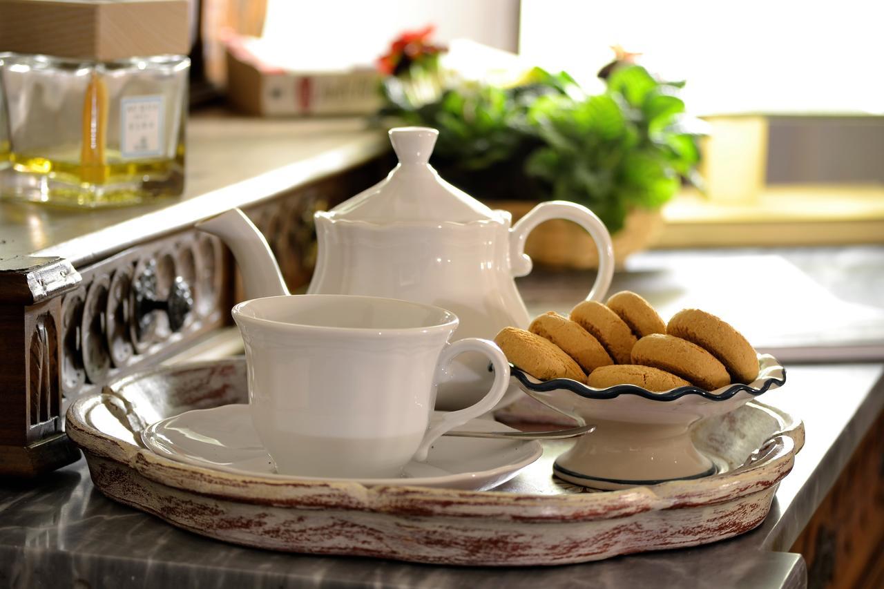 Il Palazzo Del Cardinale Bed & Breakfast มอนตาลชิโน ภายนอก รูปภาพ