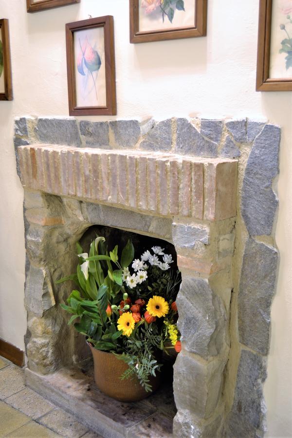 Il Palazzo Del Cardinale Bed & Breakfast มอนตาลชิโน ภายนอก รูปภาพ